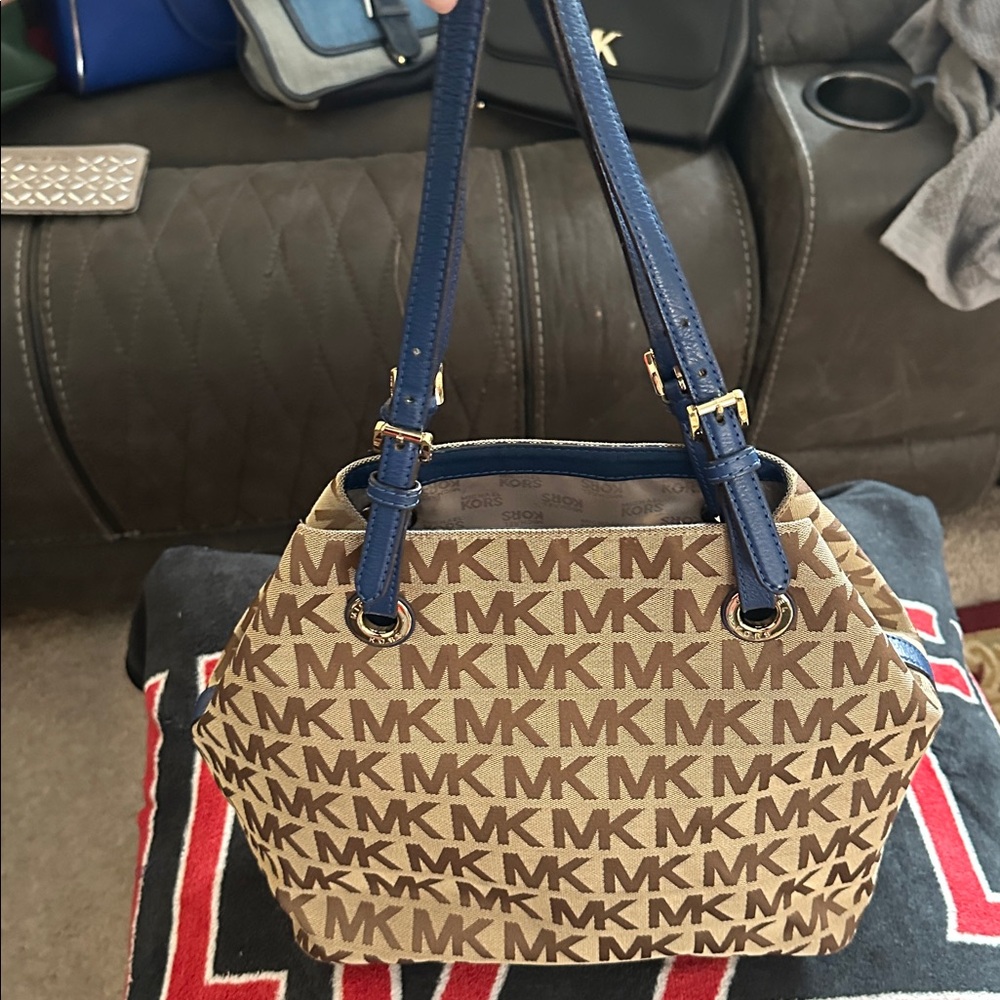 Michael Kors Jet Set Item Grab Bag Ludlow Tote Bag Women's - Picture 4 of 9